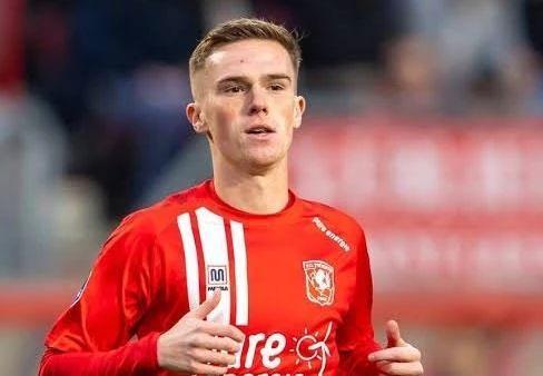 而展现非凡 而展现非凡