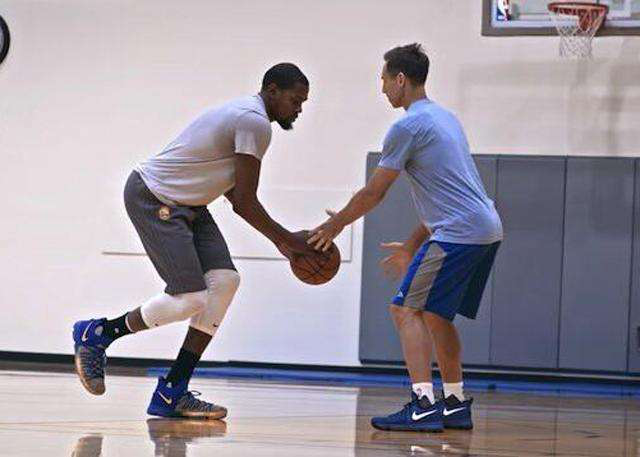 这使得年轻 这使得年轻