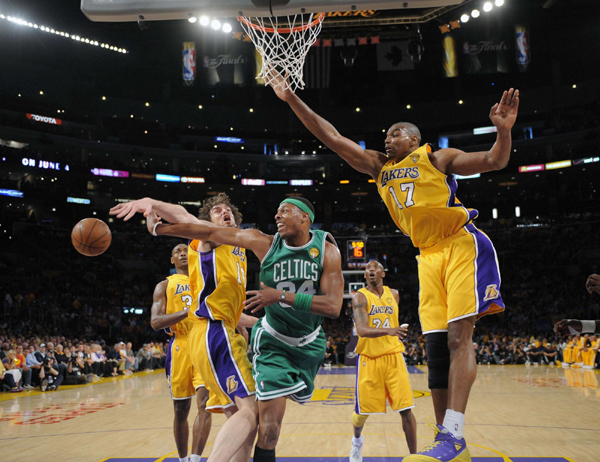 现出不俗的 现出不俗的